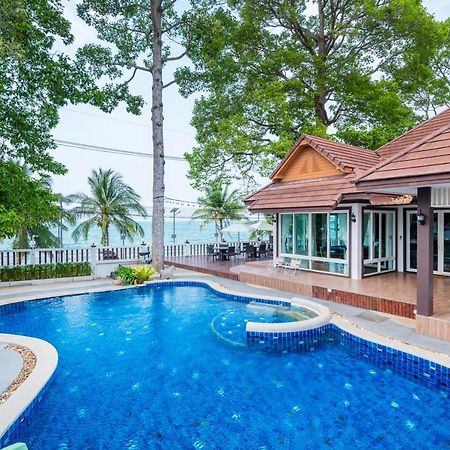Rimlay Beachfront Pool Villa Sattahip Extérieur photo
